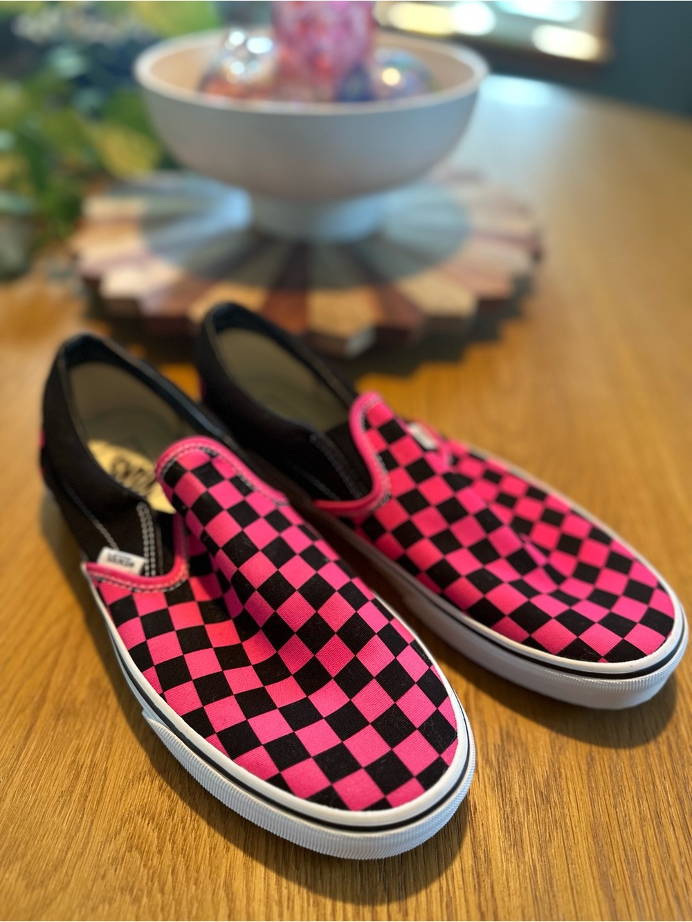 Vans men Slip-On Checkerboard Sneakers in Pink and Black